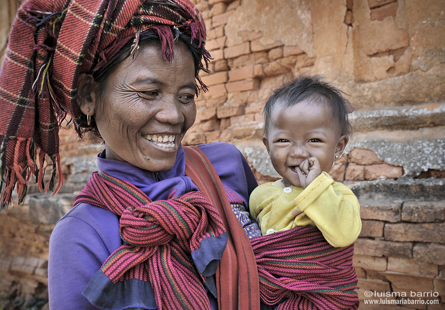 inle lake people mother burma myanmar